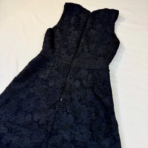 Alice + Olivia Lennon V-Neck Black Lace Mini Cocktail Dress Women's 4 Scalloped - Picture 11 of 16
